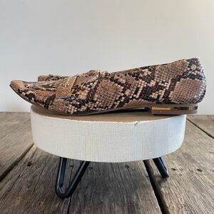 Report Faux Snake Skin Flats Size 7 EUC